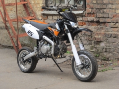 Мотоцикл Bison XR 140