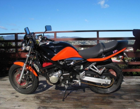 Мотоцикл Suzuki GSF 250 Bandit GSF 250 (1993)