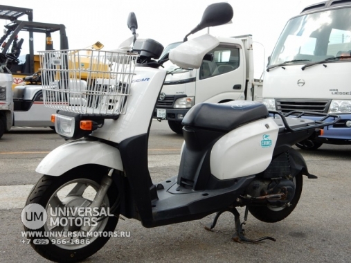 Скутер Yamaha BX 50 с корзиной